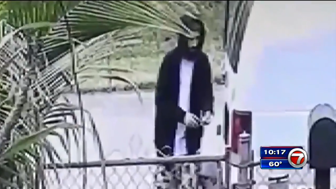 Thieves steal over $3K in tools from work van in Miami - WSVN 7News ...