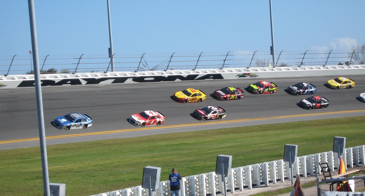 With bad weather looming, NASCAR moves up start time to Daytona 500 – WSVN 7News | Miami News, Weather, Sports | Fort Lauderdale