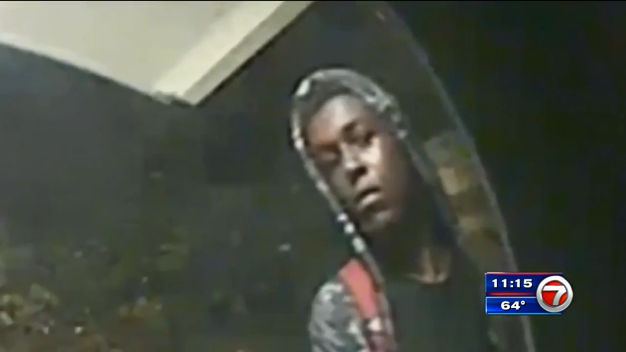 Police searching for crooks who stole piggy bank, car keys from Miramar ...