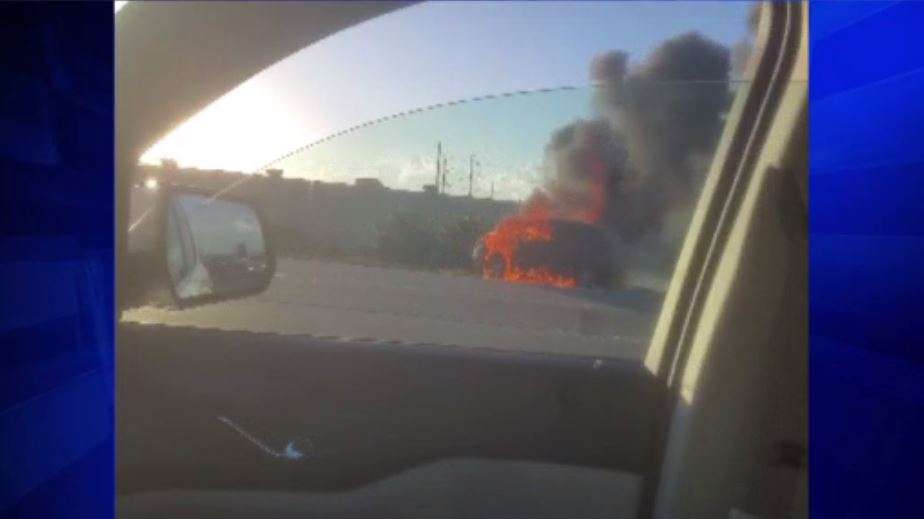 Crews put out car fire on I-95 in Oakland Park - WSVN 7News | Miami ...