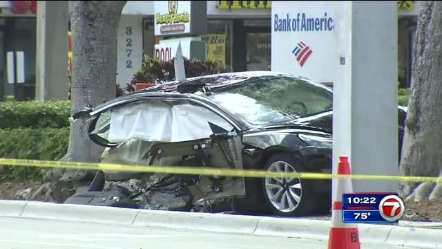 1 killed after Deerfield Beach crash – WSVN 7News | Miami News, Weather ...