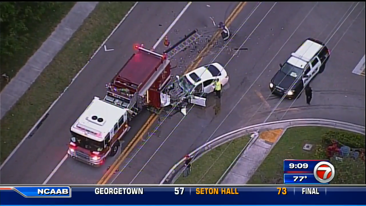 Car crashes into fire truck in Hollywood - WSVN 7News | Miami News ...