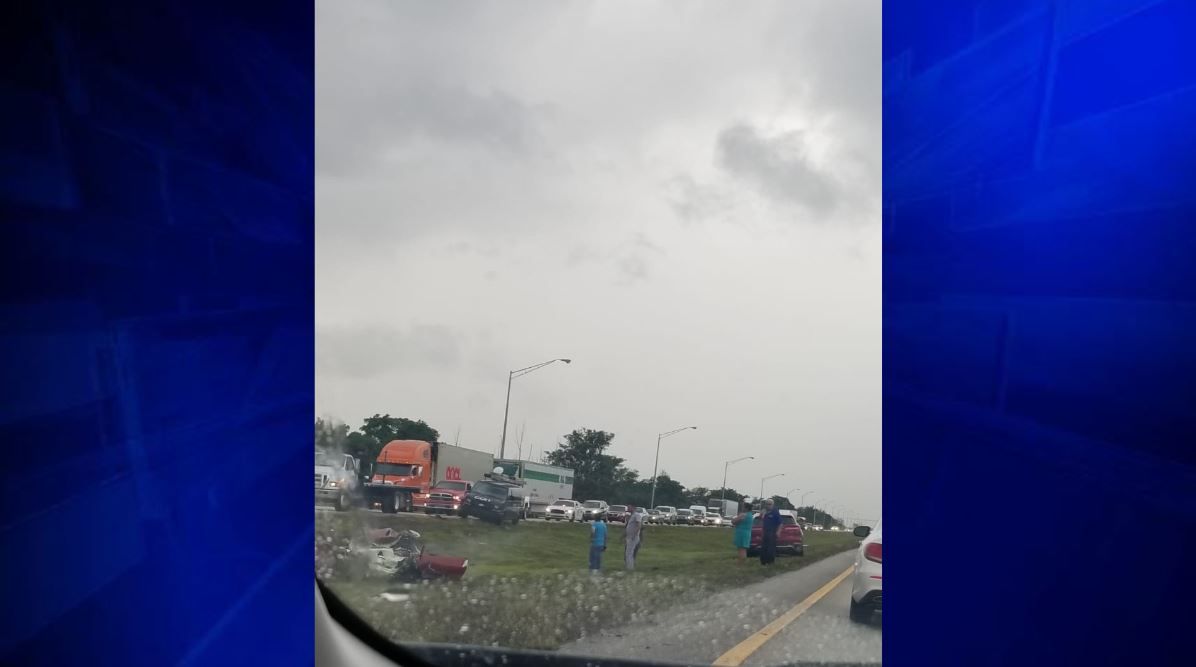 1 dead after car collides with tractor trailer in NW Miami-Dade - WSVN ...