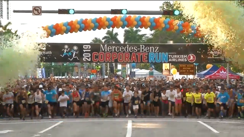 Thousands participate in 2019 MercedesBenz Corporate Run in downtown
