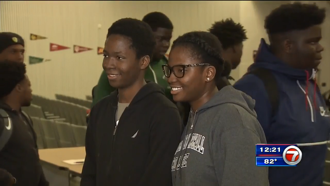 Seniors at Miami Central High recognized for academic scholarship