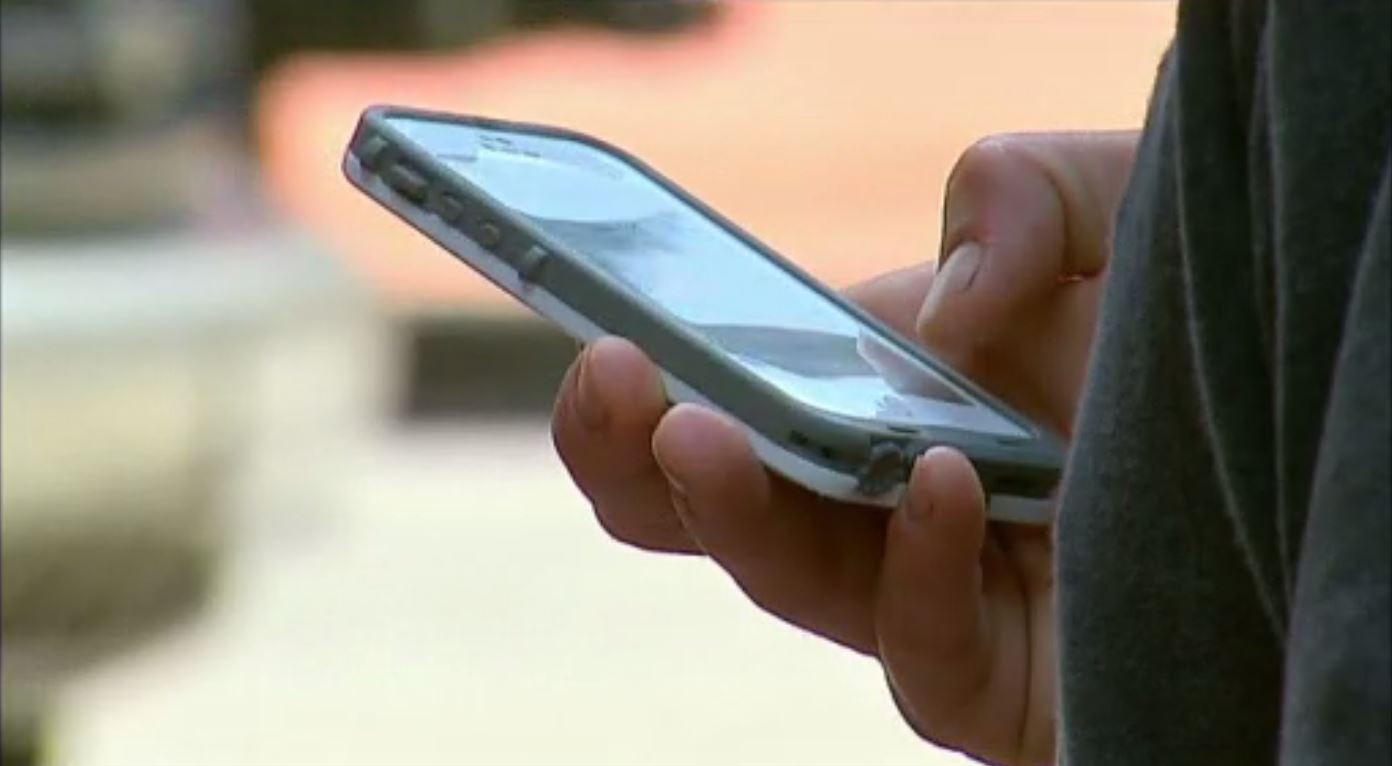 New Texas Law Makes It Illegal To Send Unsolicited Nude Photos WSVN