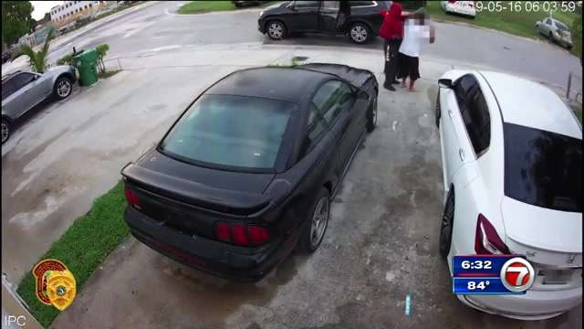 4 at large after string of armed robberies, carjacking in SW Miami-Dade ...
