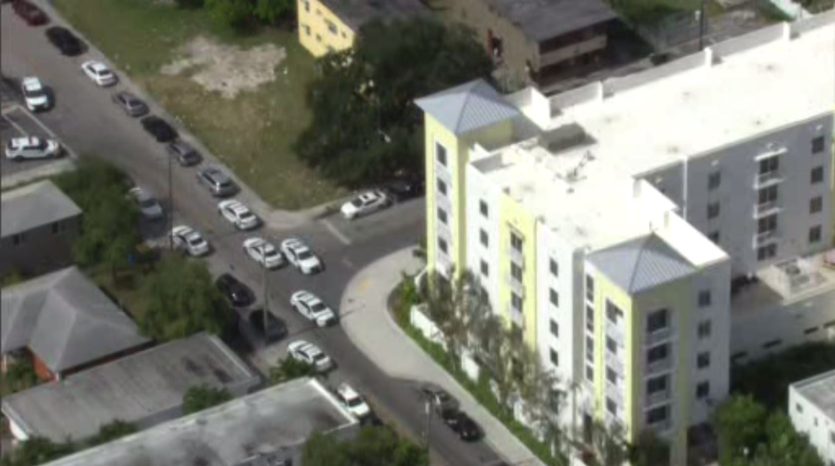 All Clear Given At Lotus House Women S Shelter In Miami After Bomb Threat Wsvn 7news Miami News Weather Sports Fort Lauderdale
