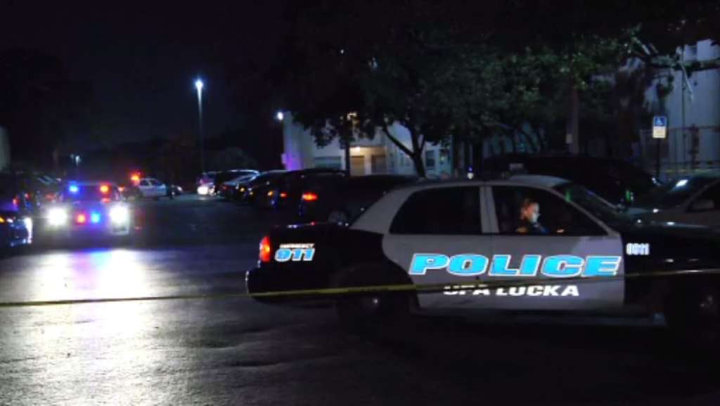 2 hospitalized after shooting at Opalocka apartment complex WSVN