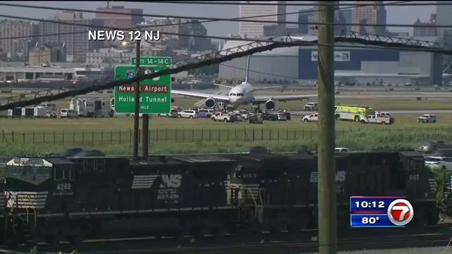 United Airlines flight blows out tires during landing at Newark Liberty