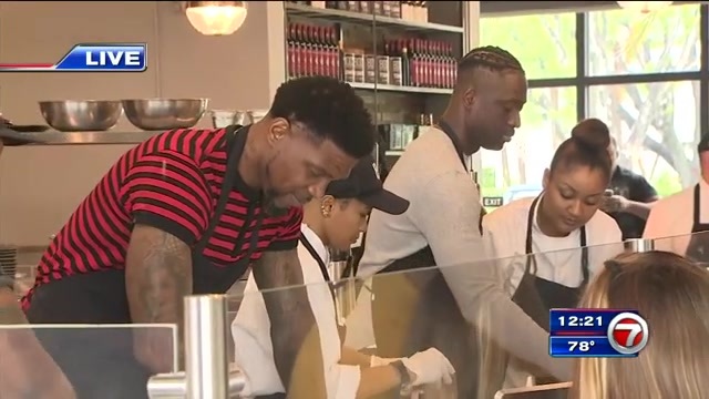 Miami Heat legends Wade, Haslem partner with 800 Degrees ...