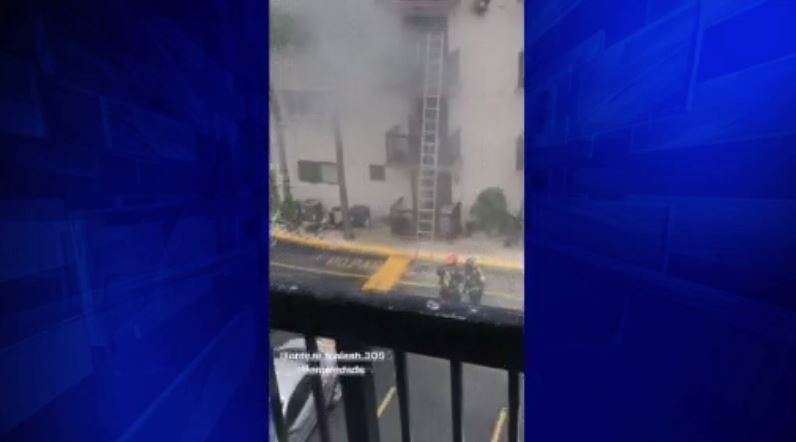 Apartment complex catches fire in Hialeah - WSVN 7News | Miami News ...