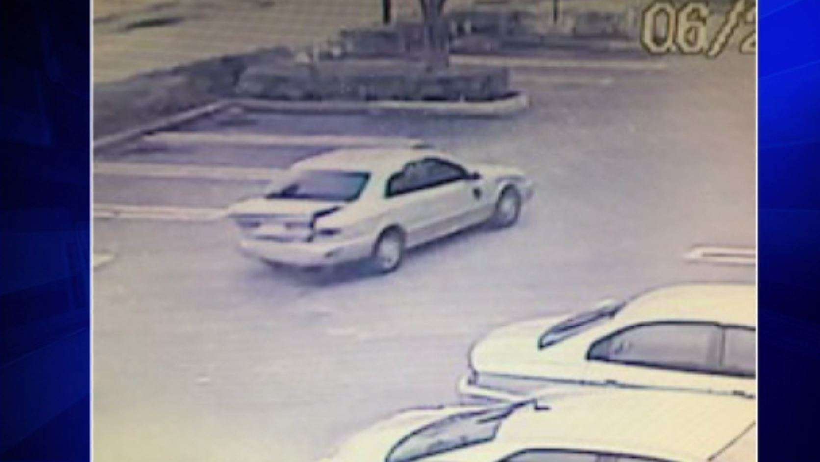 Cameras capture vehicle burglary outside of Miami Shores Walgreens ...