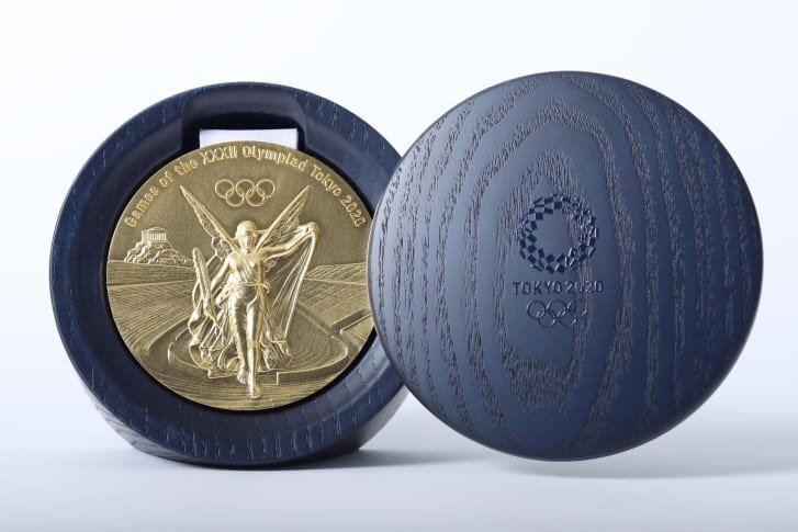 Tokyo 2020 unveils Olympic medals made from old electronics - WSVN