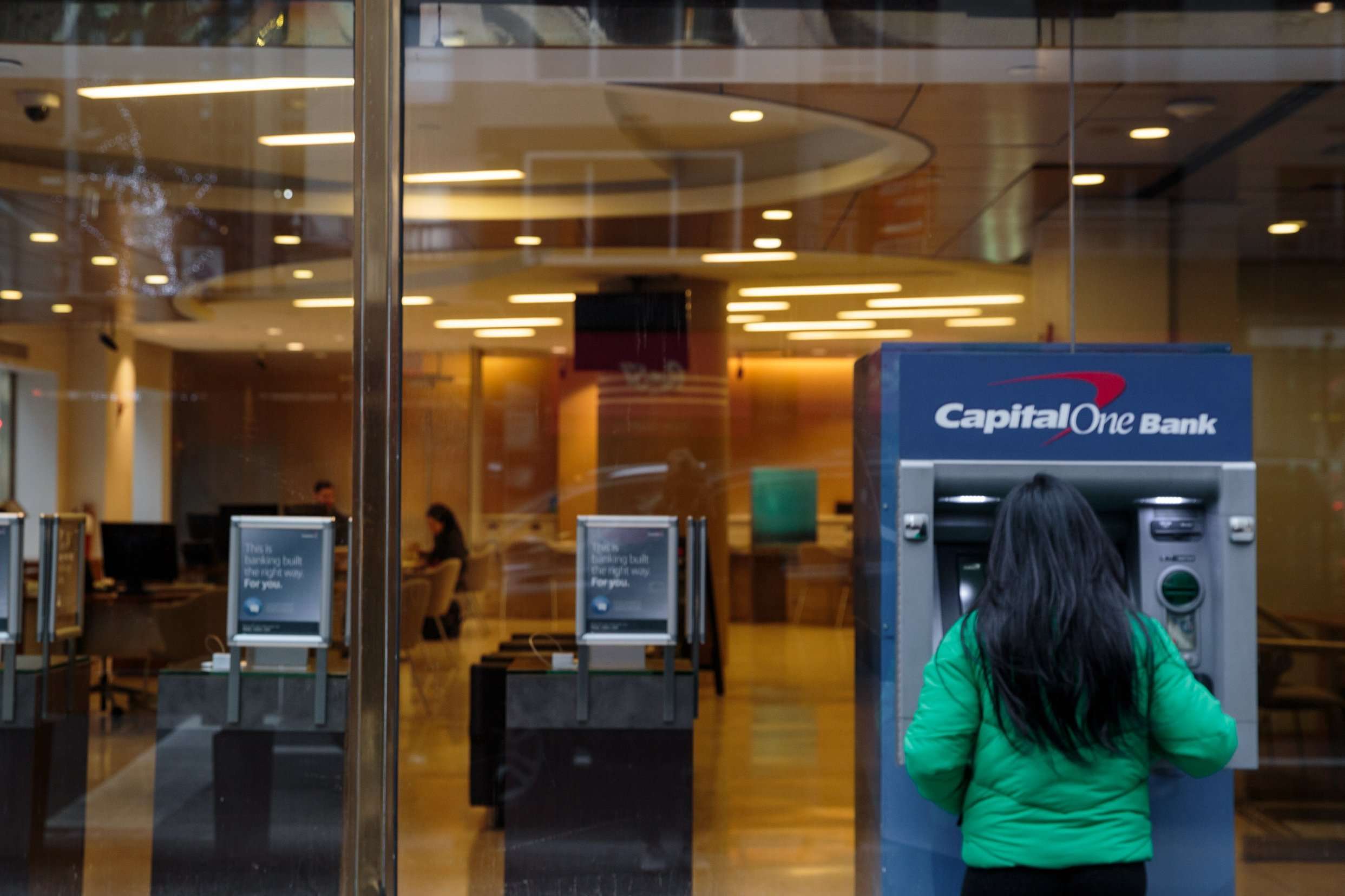 Capital One to buy Discover for $35 billion in deal that combines major US credit card companies - WSVN 7News | Miami News, Weather, Sports - Vimarsana News