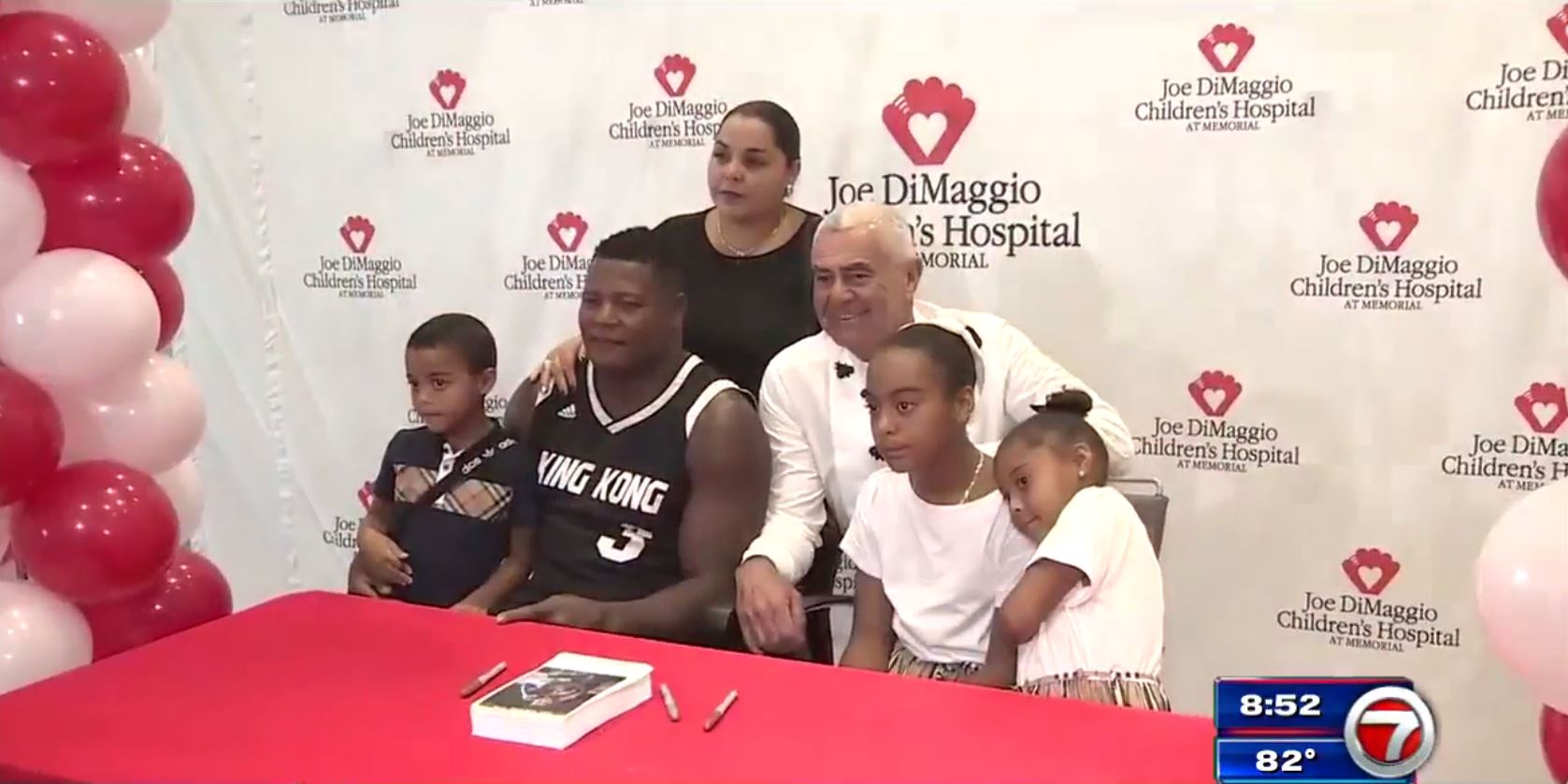 Heavyweight Boxer Luiz Ortiz Fights To Find Cure For Daughter S Life Threatening Illness Wsvn 7news Miami News Weather Sports Fort Lauderdale