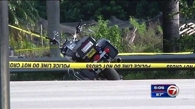 Pembroke Pines Police officer hospitalized following collision - WSVN ...