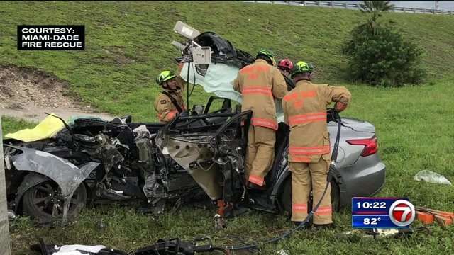 2 hospitalized after crash on I-95 in NW Miami-Dade - WSVN 7News ...