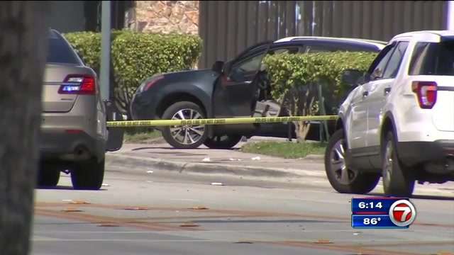 2 hospitalized, 1 detained after shooting in Miami - WSVN 7News | Miami ...