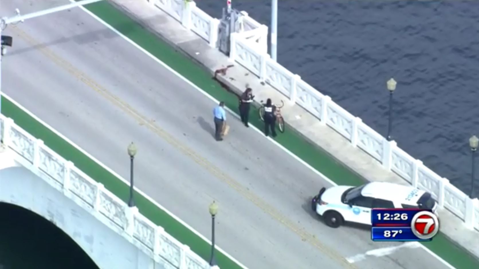 Bicyclist Fatally Struck By Car On Venetian Causeway Wsvn 7news