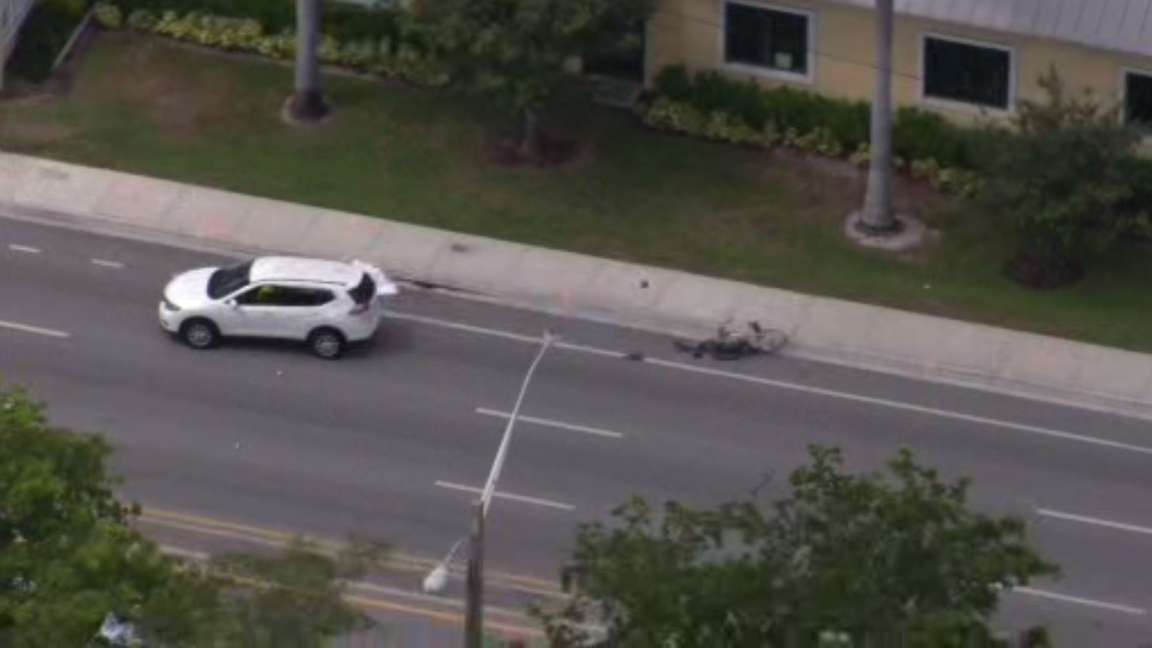 Cyclist fatally struck by car in Fort Lauderdale - WSVN 7News | Miami ...