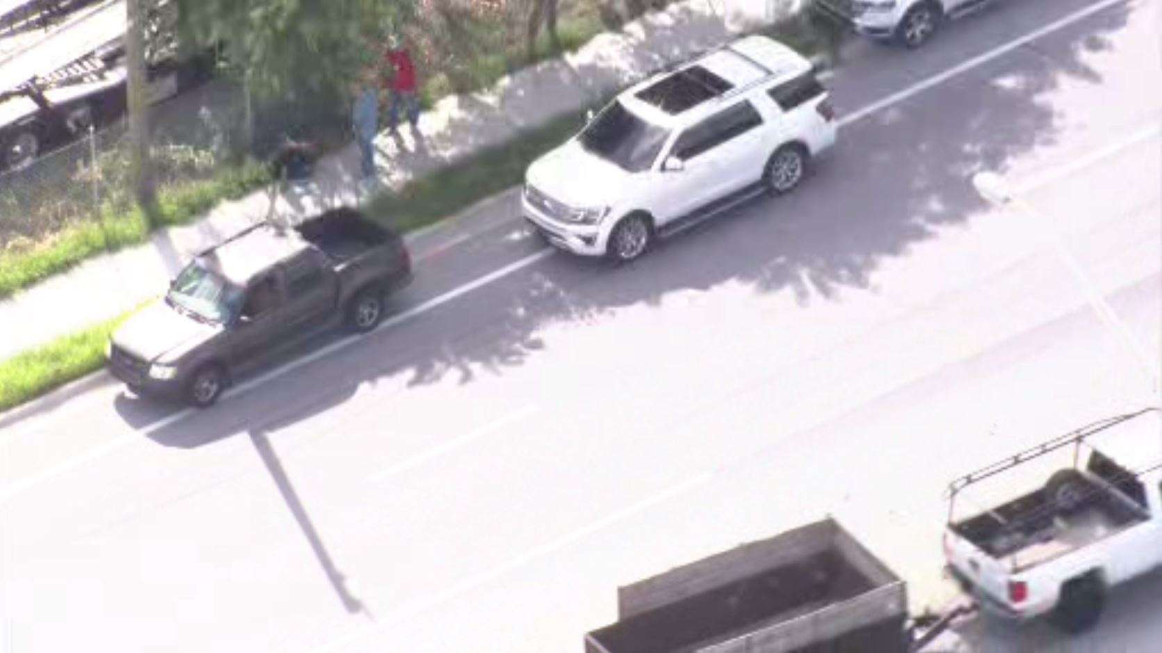 Driver crashes into unmarked police car in Doral before fleeing scene ...