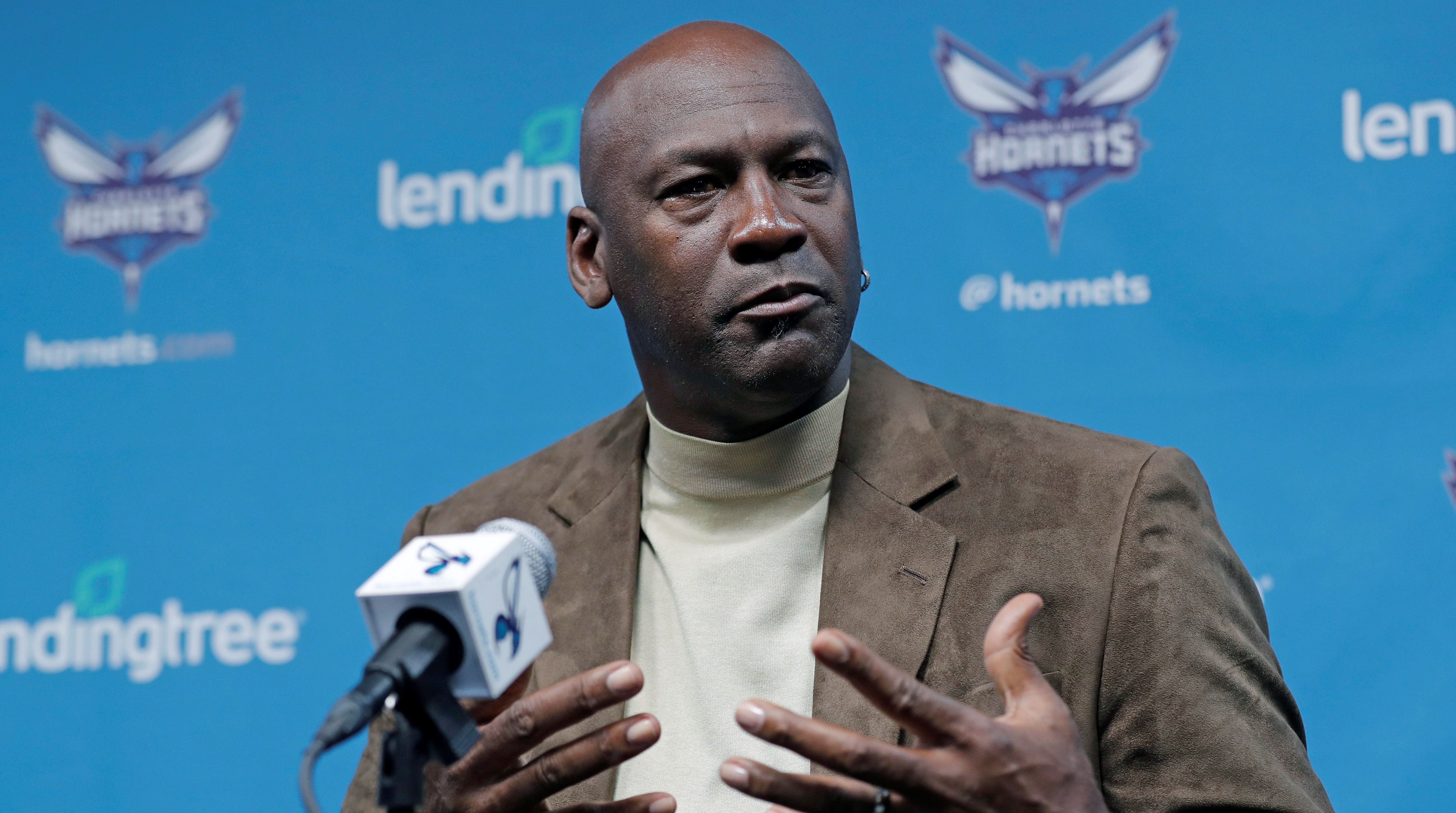 Michael Jordan offering the greater part ownership stake in Charlotte Hornets – WSVN 7Information | Miami News, Weather conditions, Athletics | Fort Lauderdale
