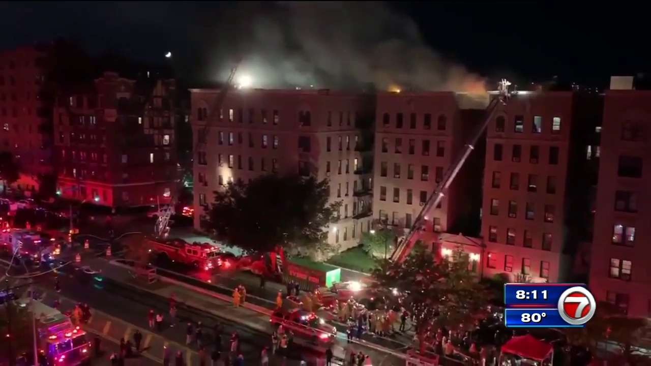 10 injured, including 9 firefighters, in New York City apartment fire ...