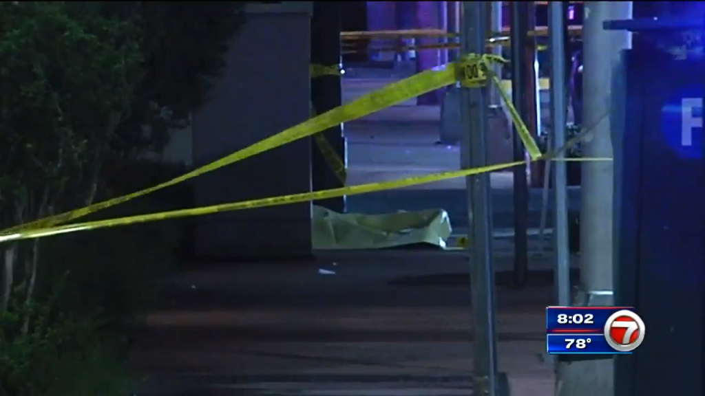 Woman shot and killed in Miami Beach, shooter at large WSVN 7News
