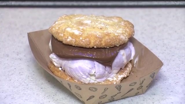 Deco Gets Sneak Peak Of The Baked Bear S 1st Florida Location At Sawgrass Mills Wsvn 7news Miami News Weather Sports Fort Lauderdale Deco Gets Sneak Peak Of The Baked Bear S 1st Florida Location At Sawgrass Mills Wsvn 7news Miami News Weather Sports Fort Lauderdale