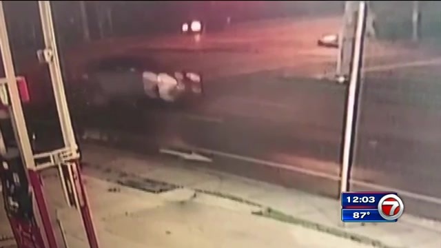 Surveillance Video Shows Fatal Hit And Run In Fort Lauderdale Wsvn 7news Miami News Weather 