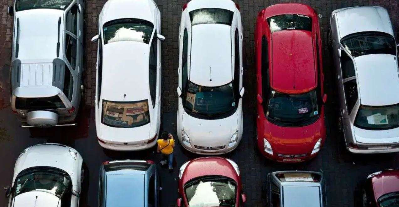 Florida toddler dies after being left for hours inside a hot car ...
