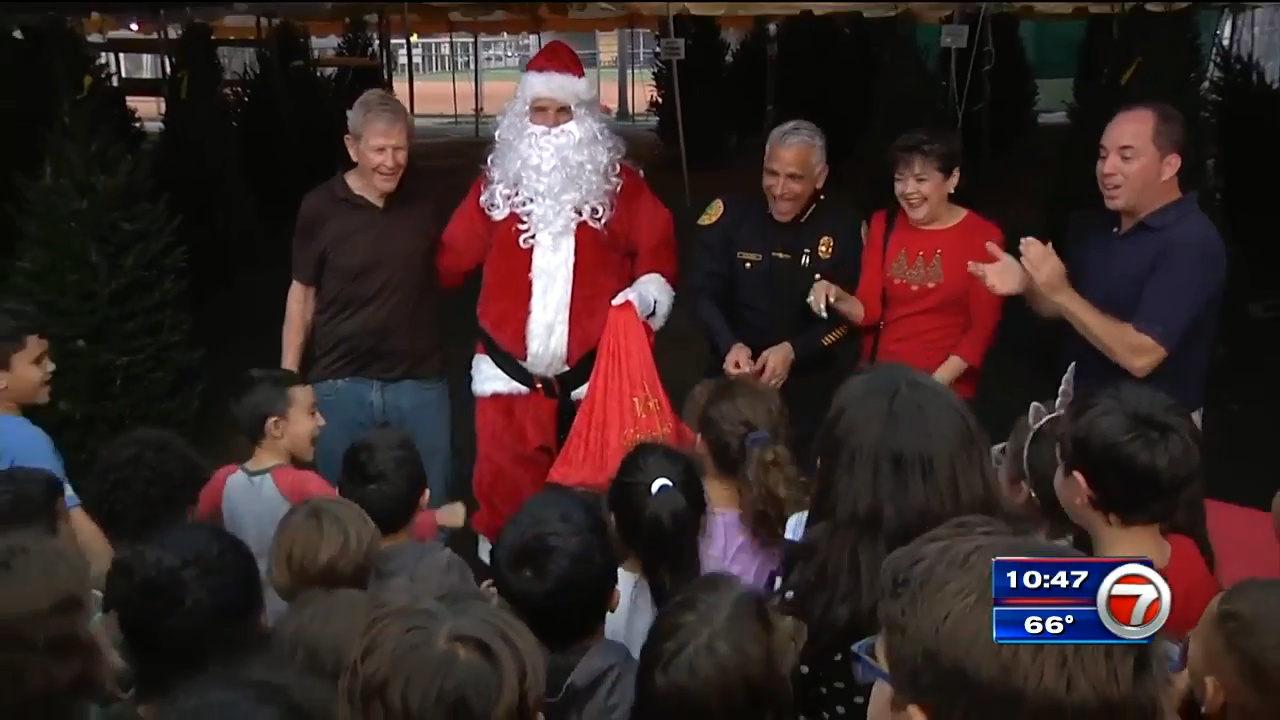 Boys & Girls Clubs of MiamiDade spread holiday cheer with annual