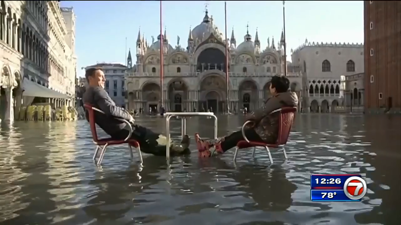 High tides surge through Venice, locals rush to protect art WSVN