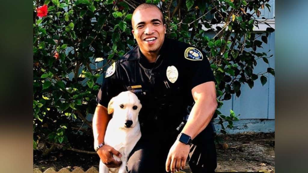 California officer adopts dog he found abandoned in stolen car – WSVN 7News  | Miami News, Weather, Sports | Fort Lauderdale