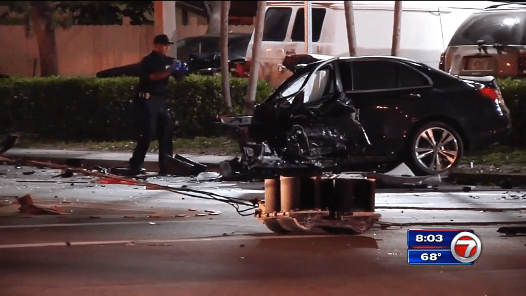 3 transported to hospital after Fort Lauderdale crash – WSVN 7News