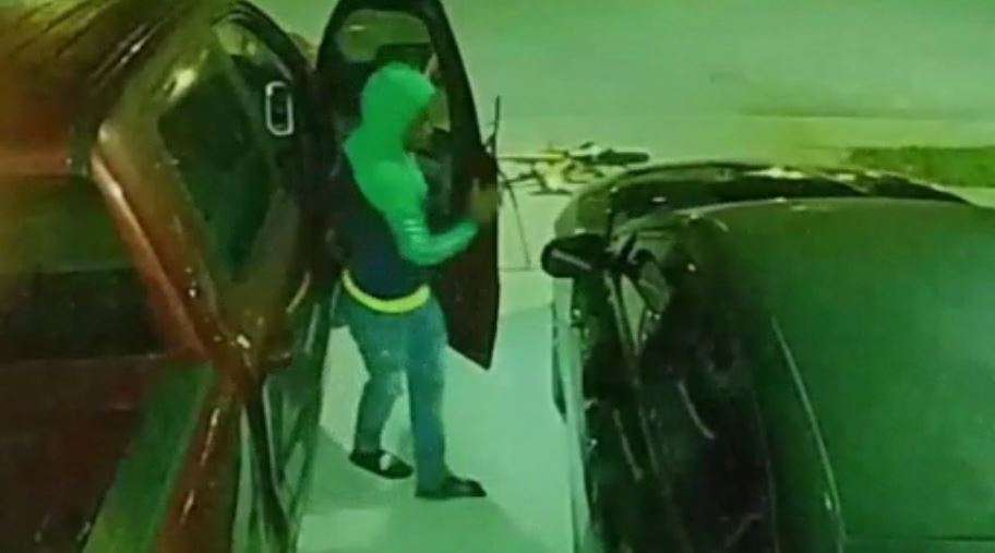 Police search for car burglar out of Pembroke Pines - WSVN 7News ...