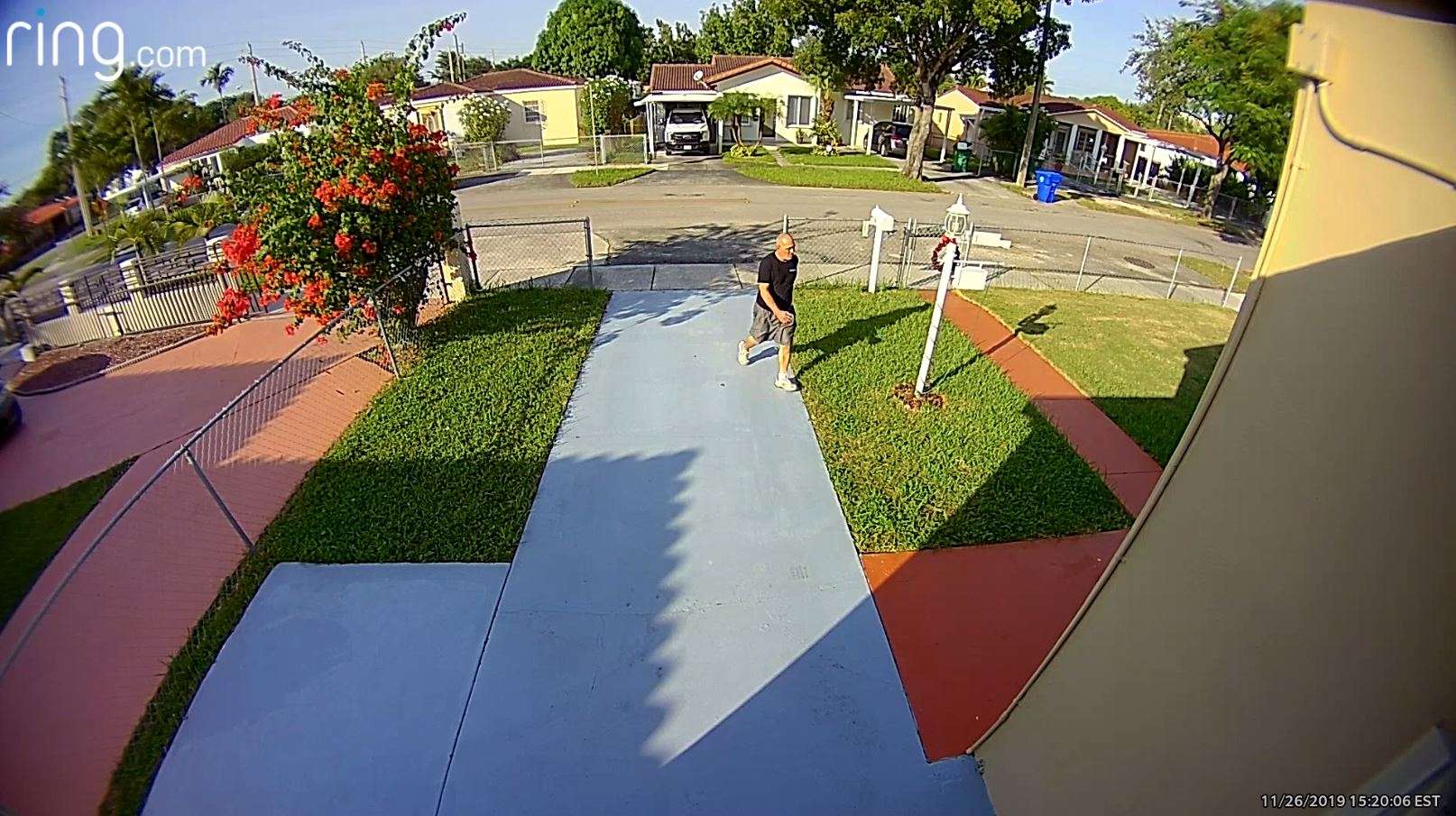 Video captures porch pirate stealing package outside Miami home - WSVN ...