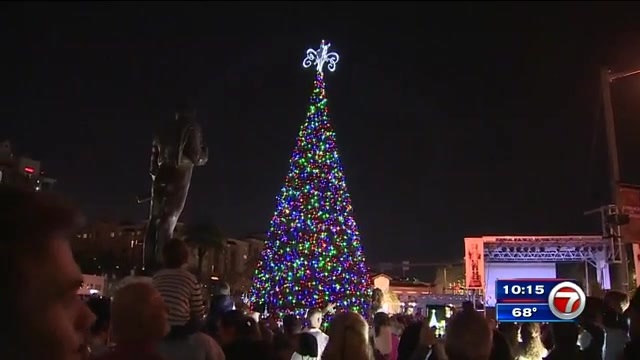 Coral Gables Christmas Tree Lighting 2021