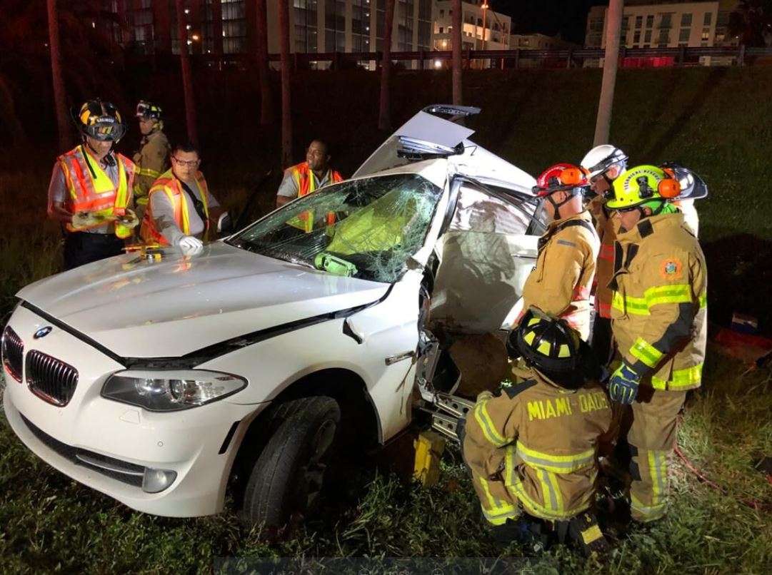 1 extricated after car collides with tree in SW Miami-Dade - WSVN 7News ...