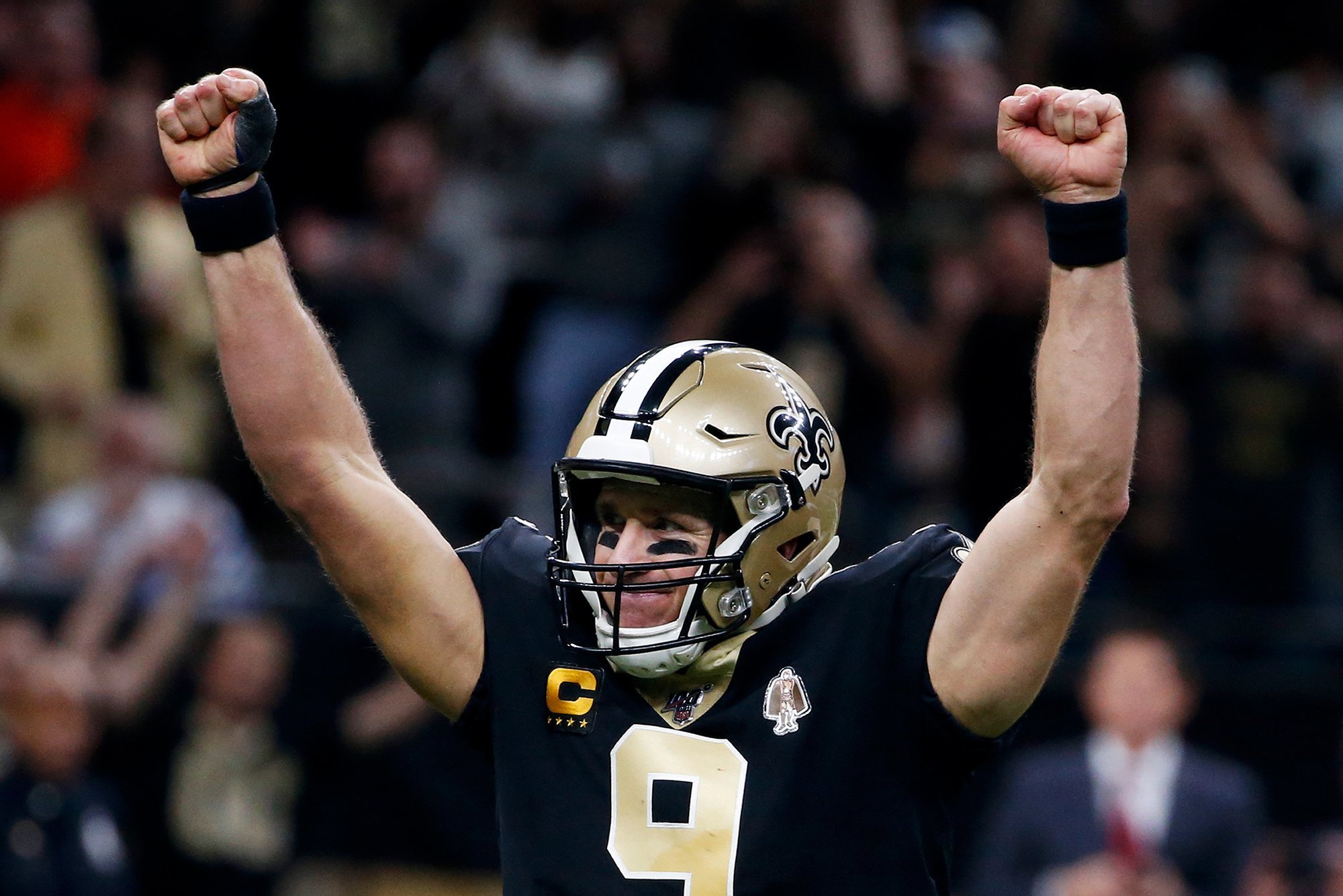 Most td passes in nfl history deals