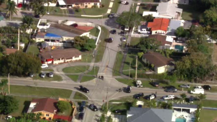 Police investigate double shooting in Miami Gardens - WSVN ...