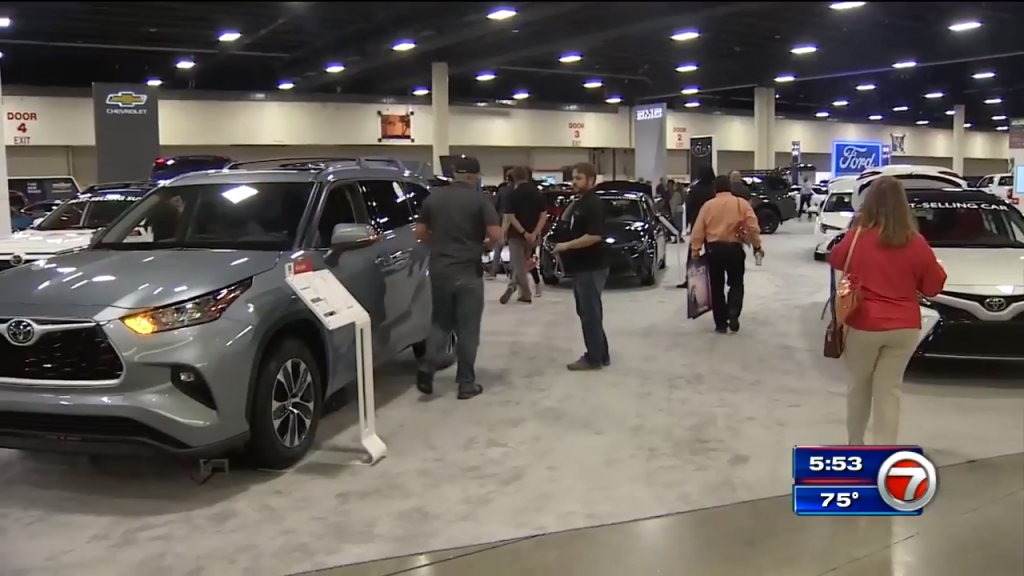 29th annual Fort Lauderdale International Auto Show underway WSVN