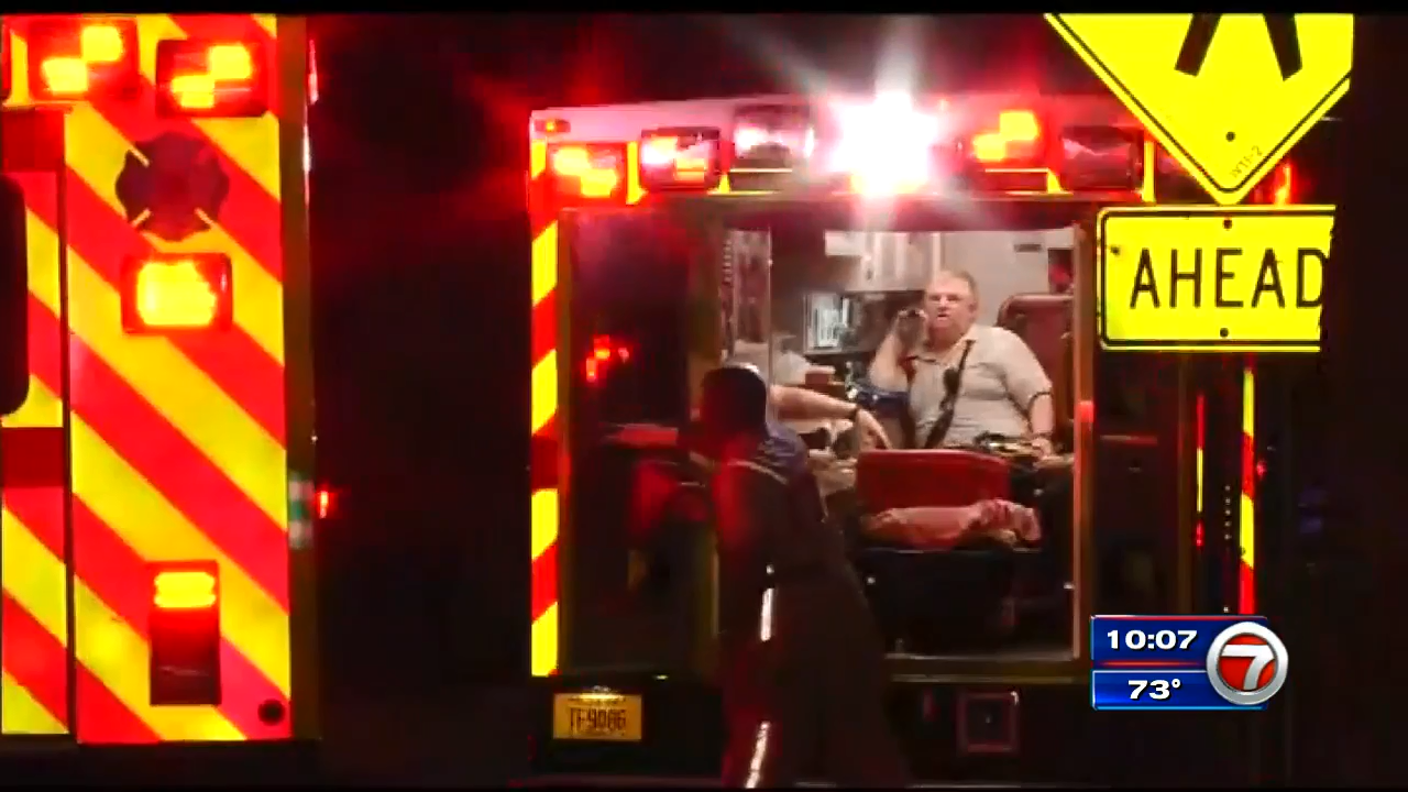 Firefighter taken to hospital after battling blaze in Aventura - WSVN ...