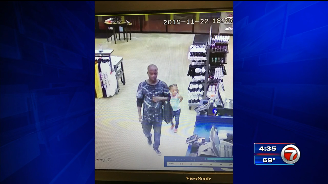 Police searching for man who spent over $1K using stolen credit card ...