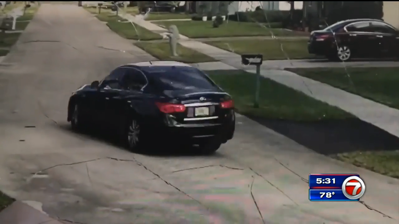Driver of car that crashed into Oakland Park house says she was chasing