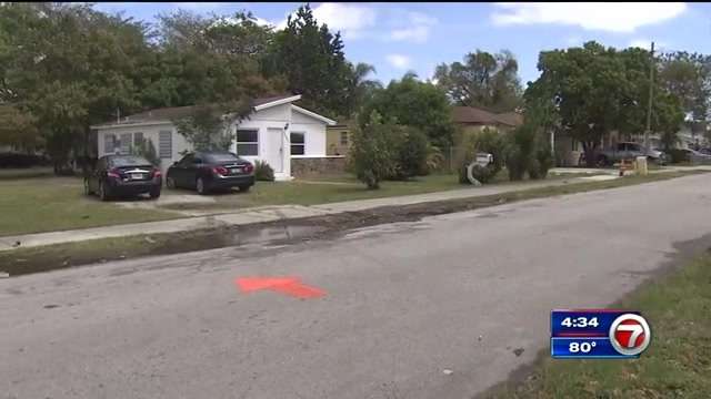 Search underway for gunman in woman’s fatal shooting in SW Miami-Dade ...