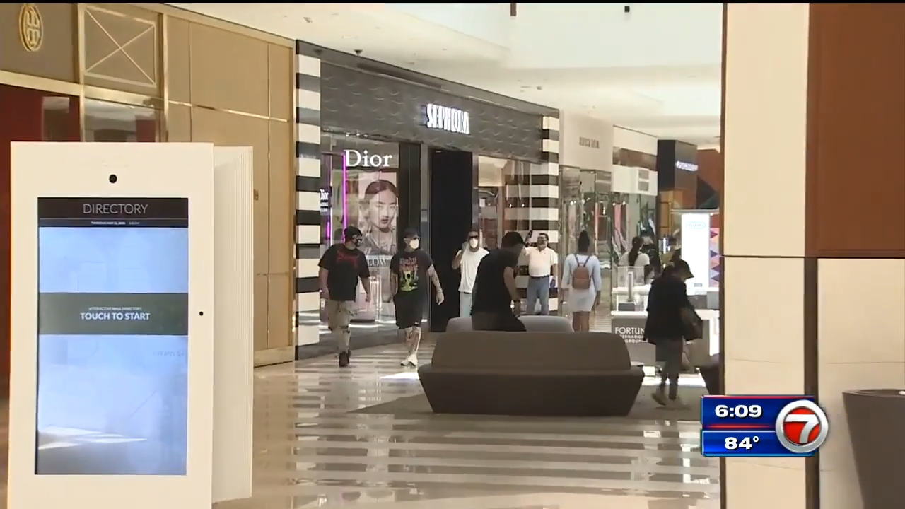 Aventura Mall reopens for first time in nearly 2 months - WSVN 7News, Miami News, Weather, Sports