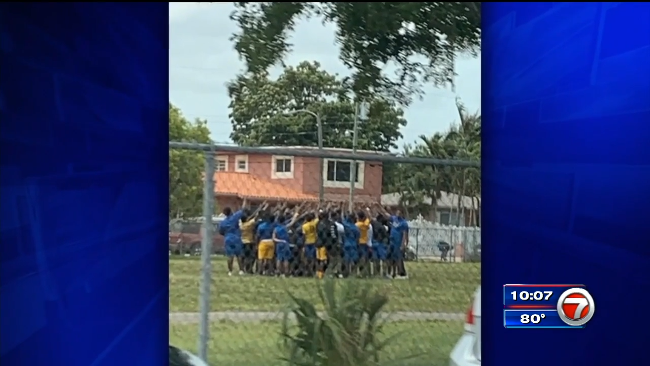 Miami Northwestern football head coach suspended for holding practice