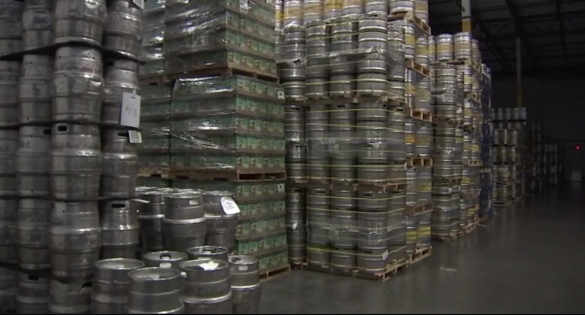 Arizona beer distributor dumps 20,000 thousands of kegs of beer due to